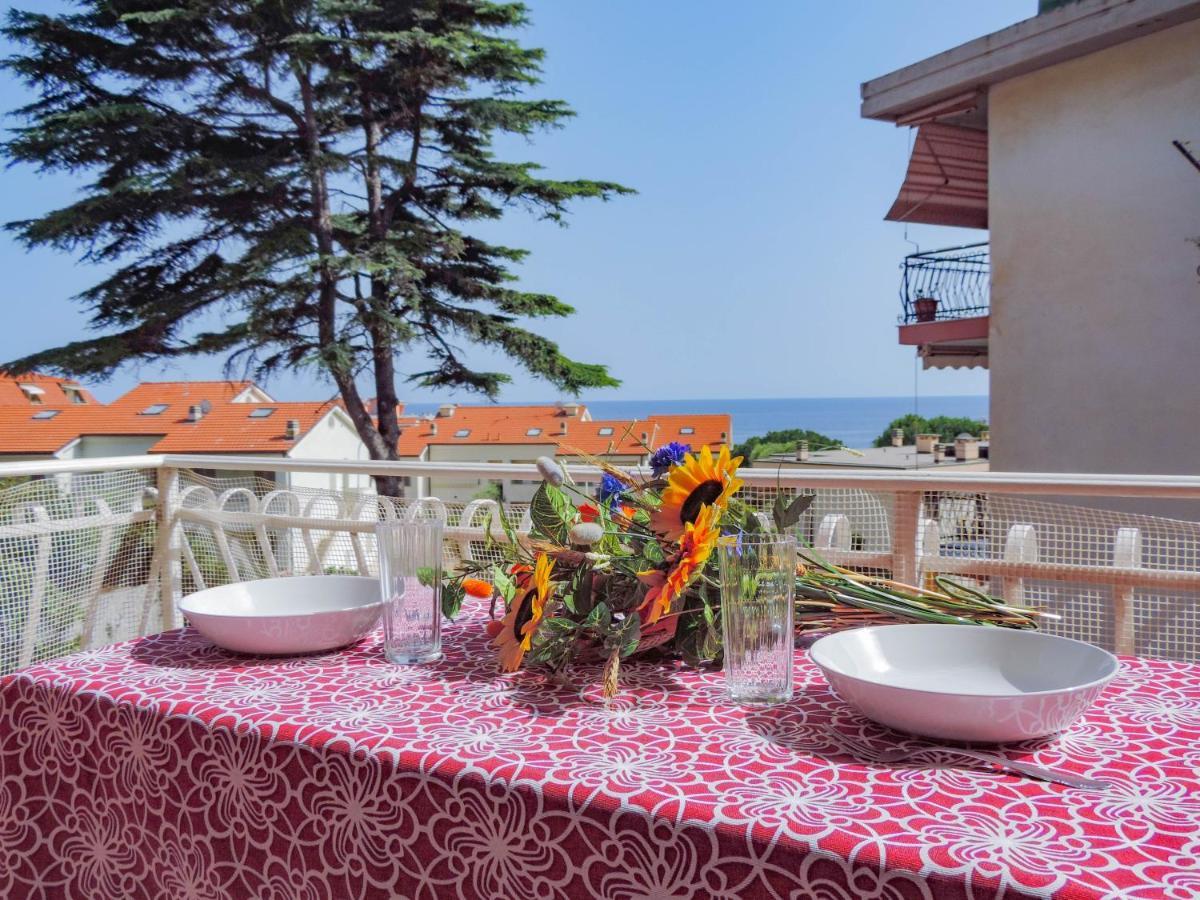 H11 Terrazzo Al Mare - Riva Ligure - Spiagge 아파트 외부 사진